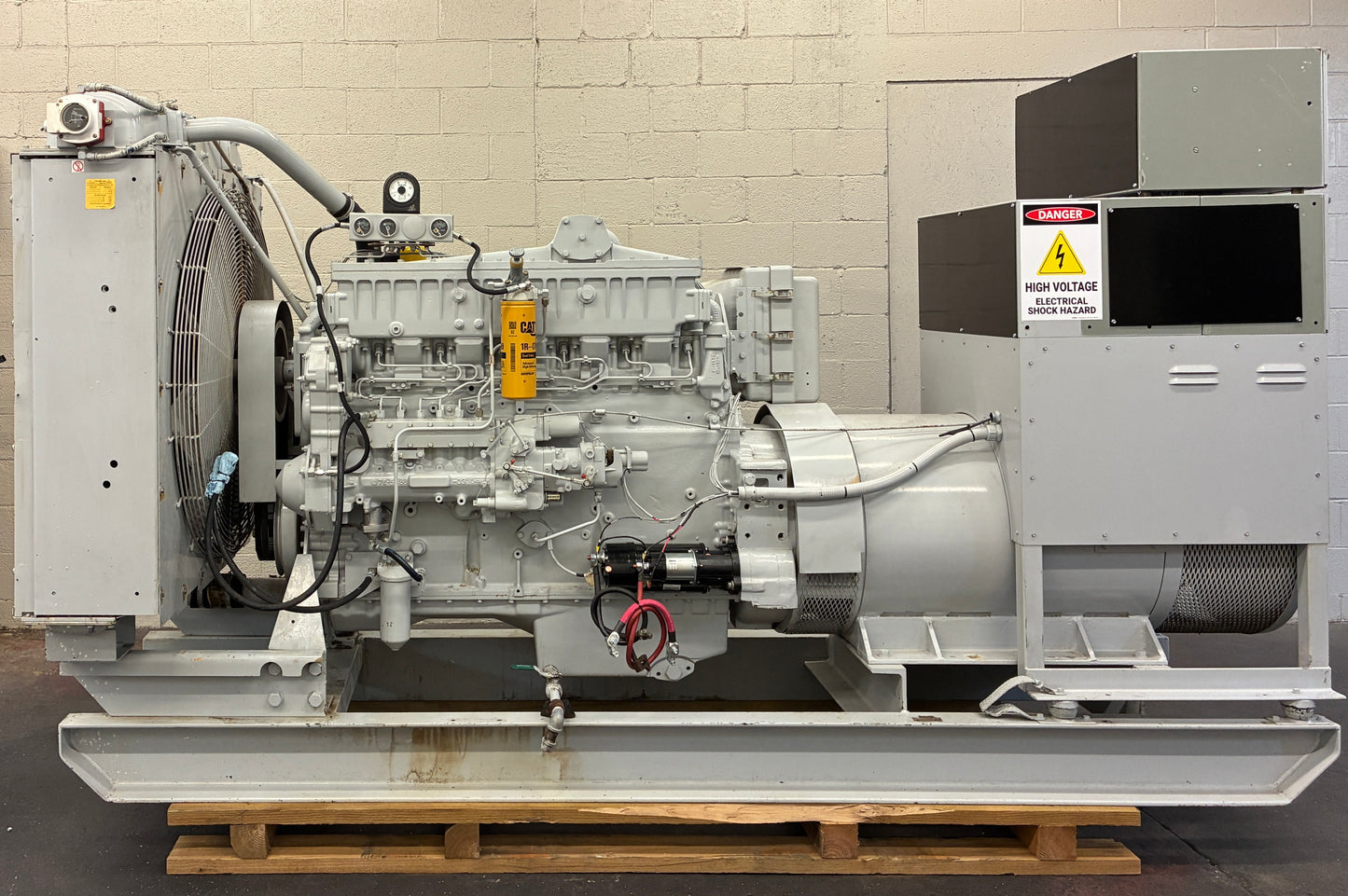 300KW Kato/CAT 3406 Diesel Generator, 827 Hours, 1 or 3 Phase