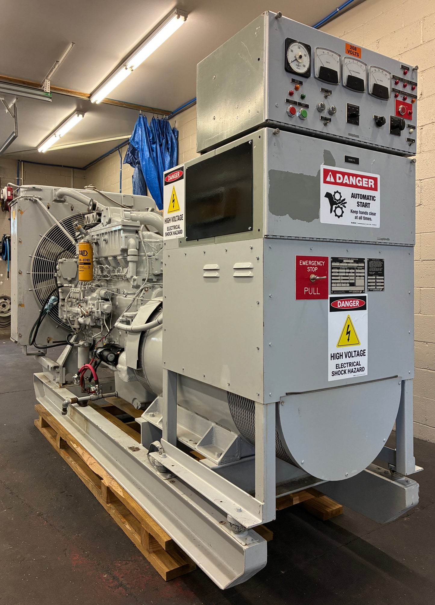300KW Kato/CAT 3406 Diesel Generator, 827 Hours, 1 or 3 Phase