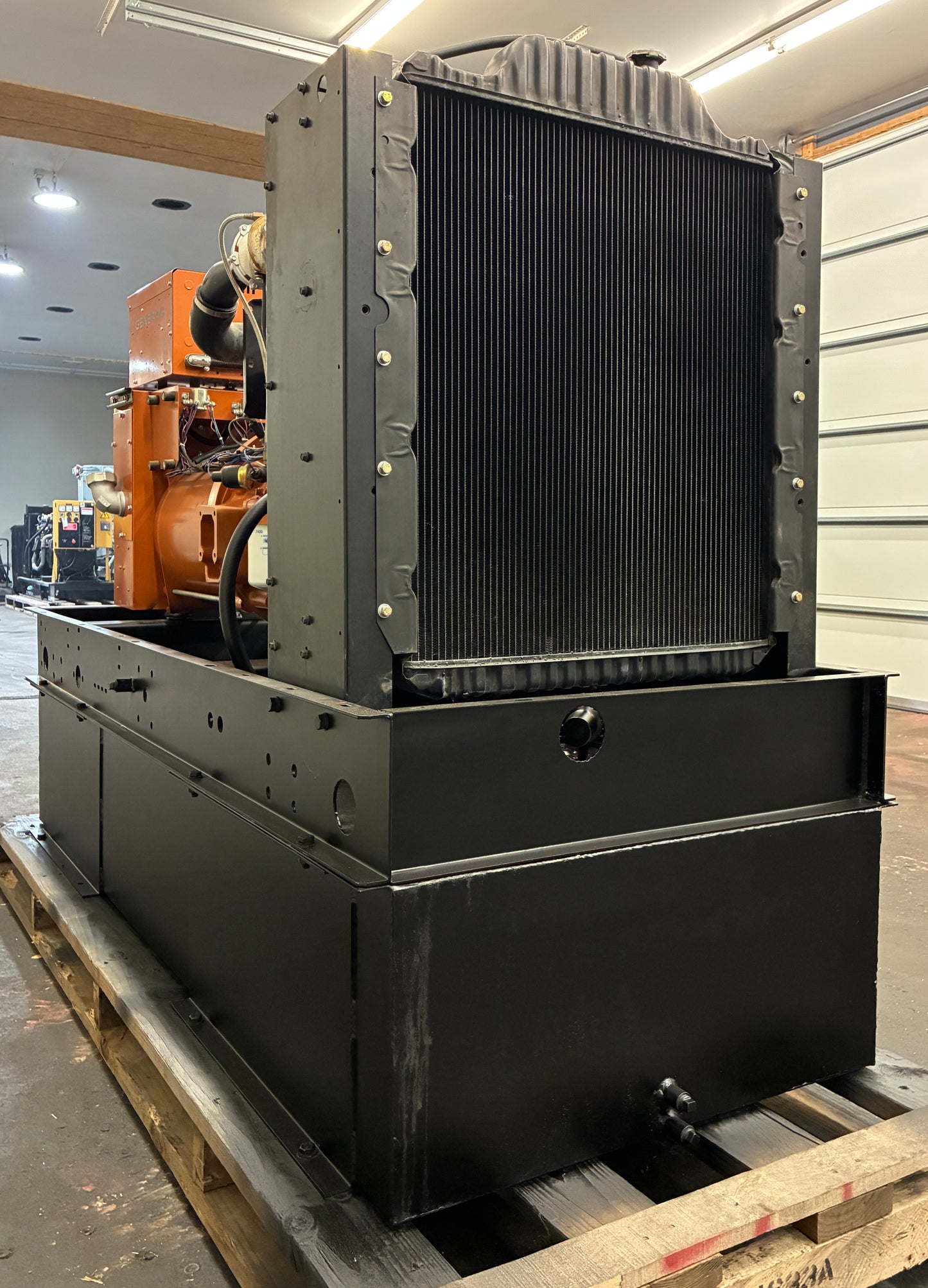 50KW Generac Diesel Standby Generator, 271hrs, 120/240v 1P, w/tank