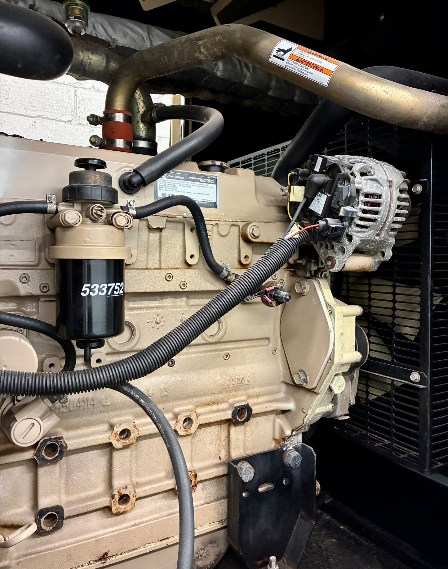 60KW Generac John Deere Diesel Standby Generator, 633hours, 120/240v 1P