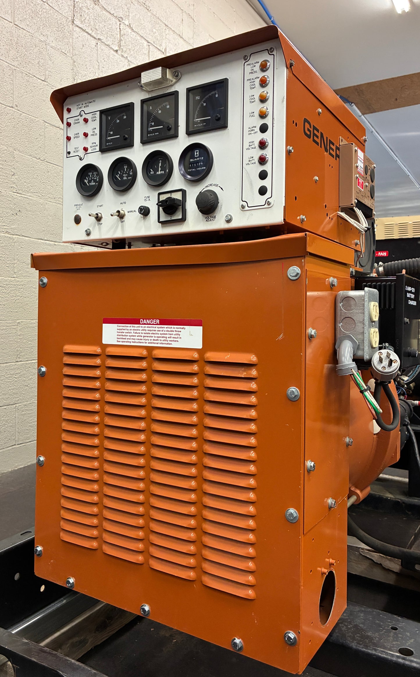 25KW Generac Standby Generator 120/240v, Natural Gas/Propane