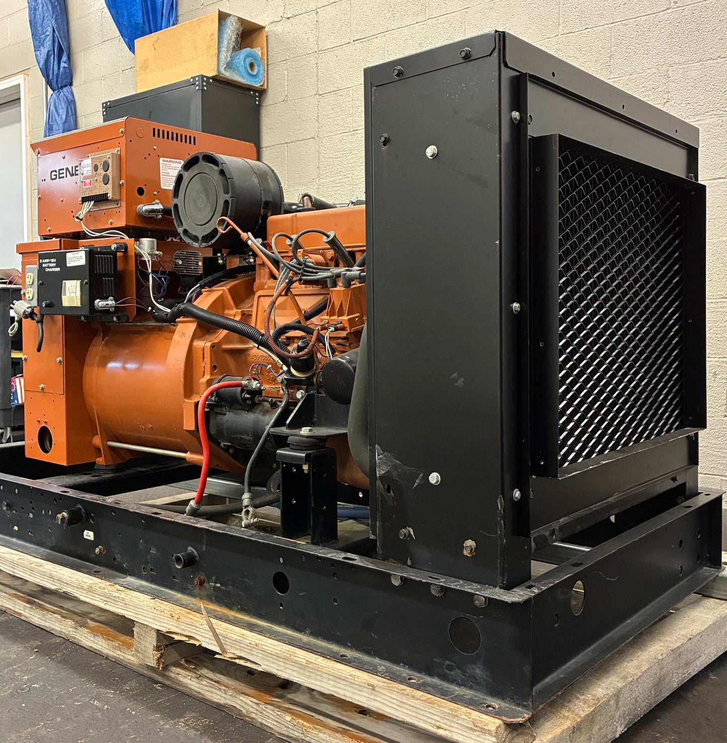 25KW Generac Standby Generator 120/240v, Natural Gas/Propane