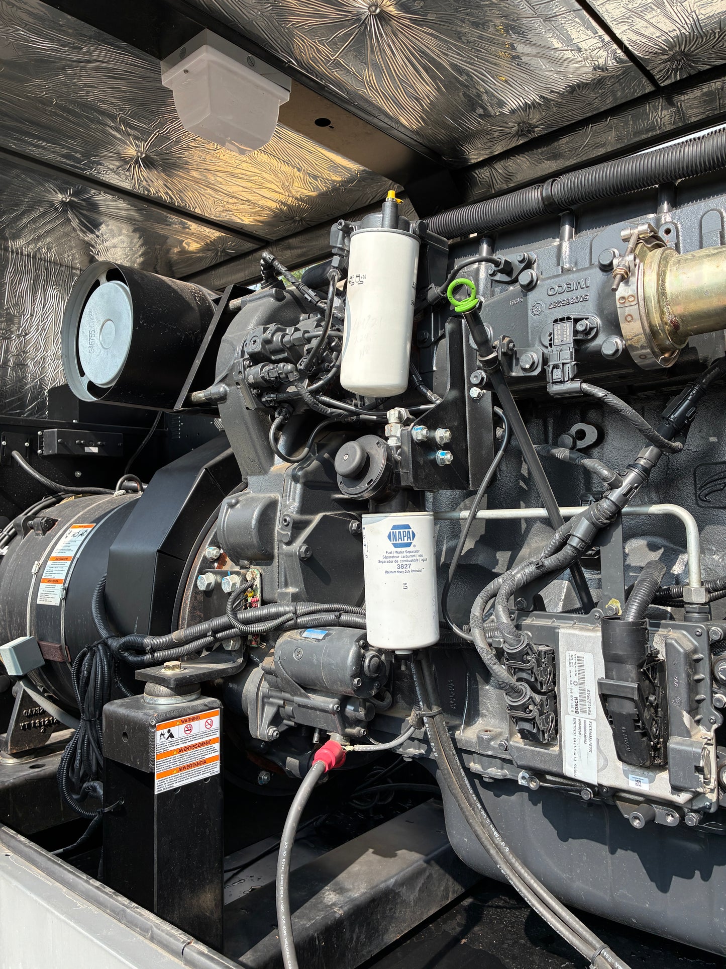 Generac 250kw Diesel Standby Generator, 352 hours, 1 or 3 Phase, w/tank