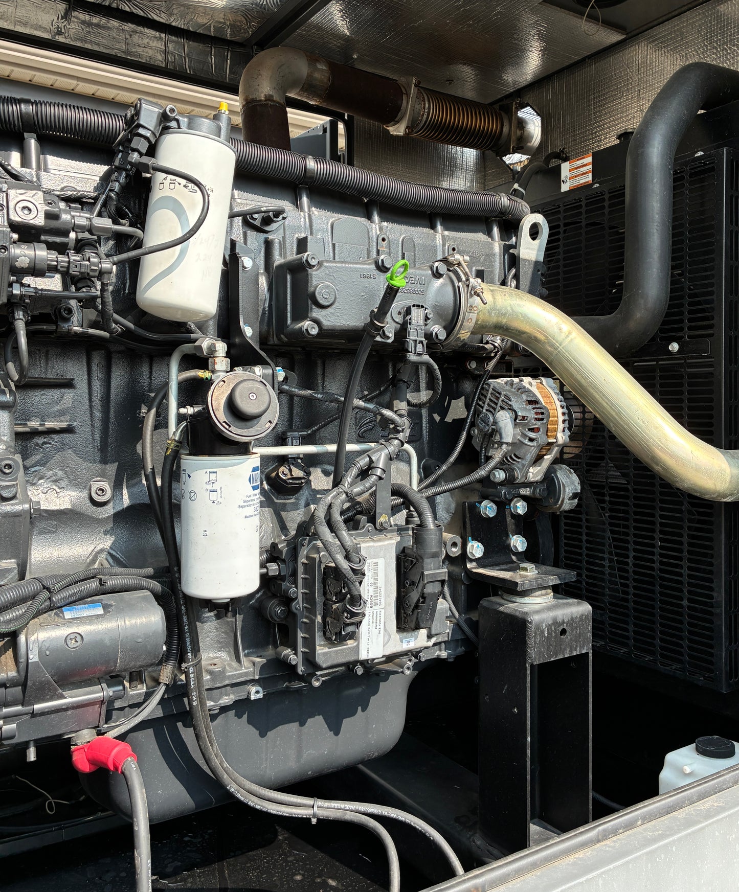Generac 250kw Diesel Standby Generator, 352 hours, 1 or 3 Phase, w/tank