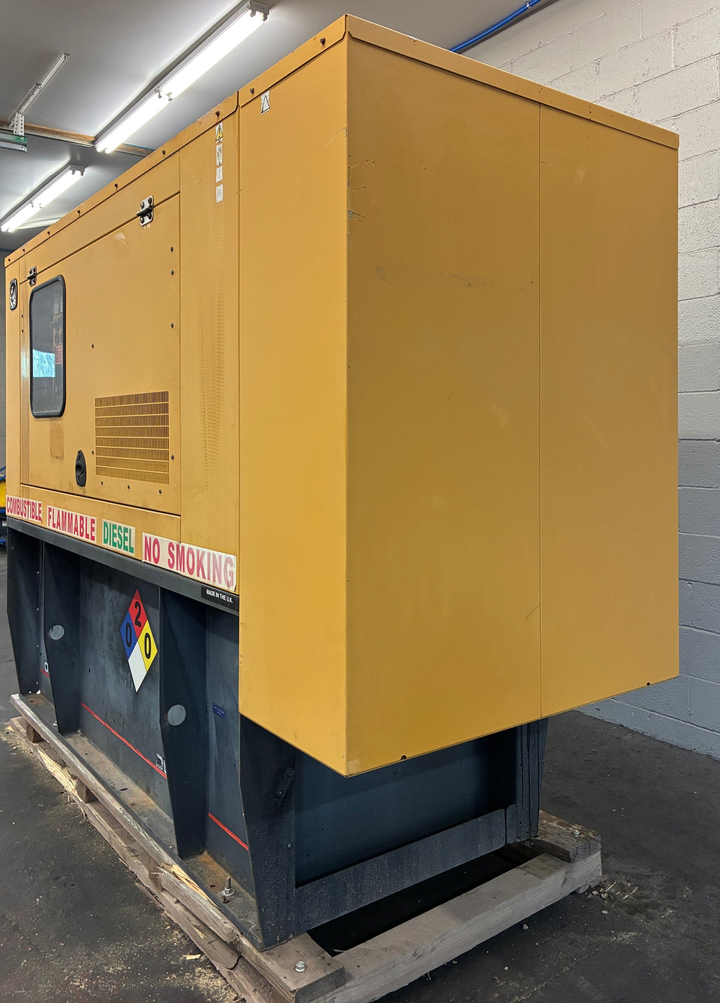 60KW CAT/Olympian Diesel Standby Generator, 518hrs, 120/240v 1P
