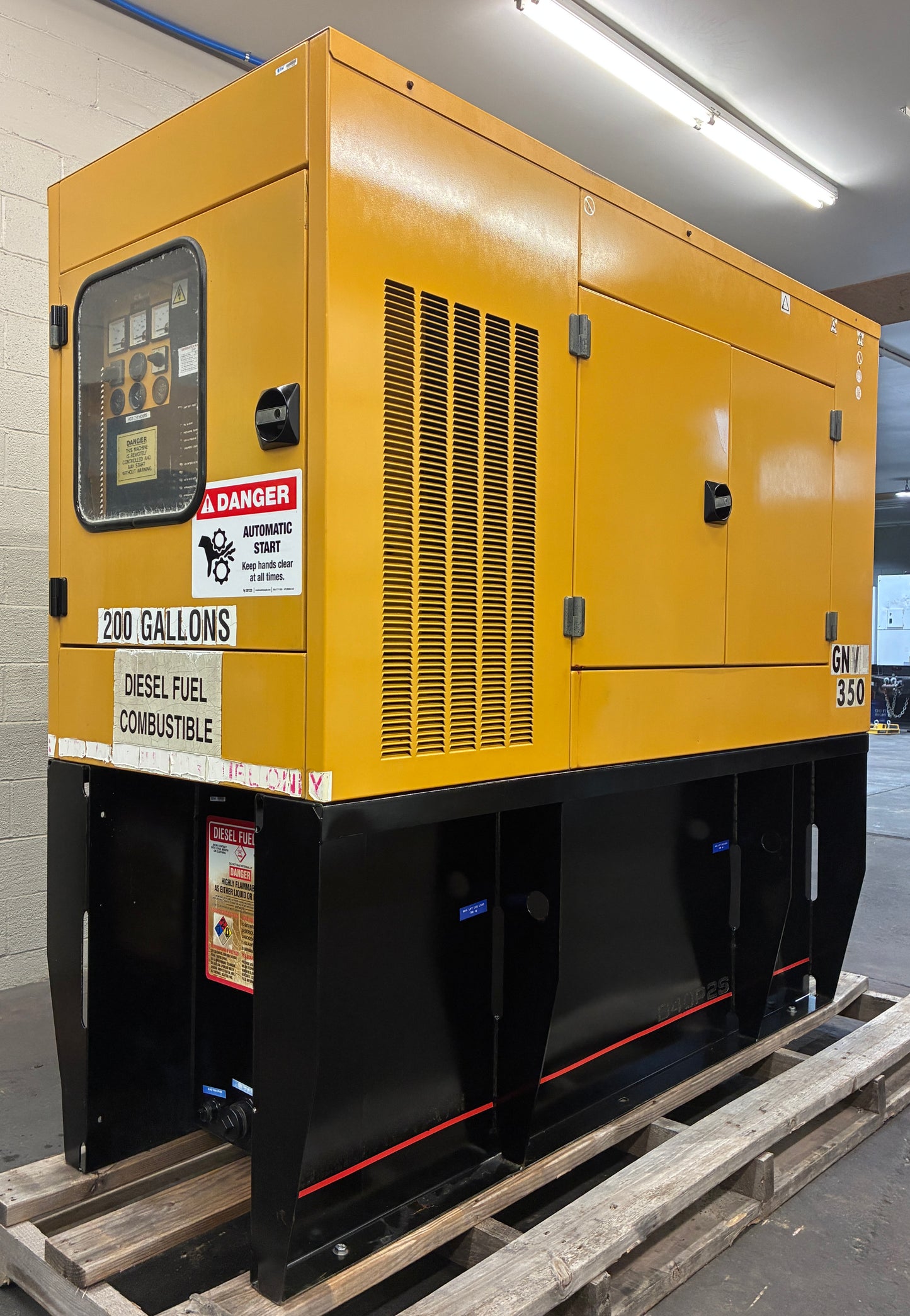 40KW CAT/Olympian Diesel Standby Generator, 120/240 1P, w/ tank