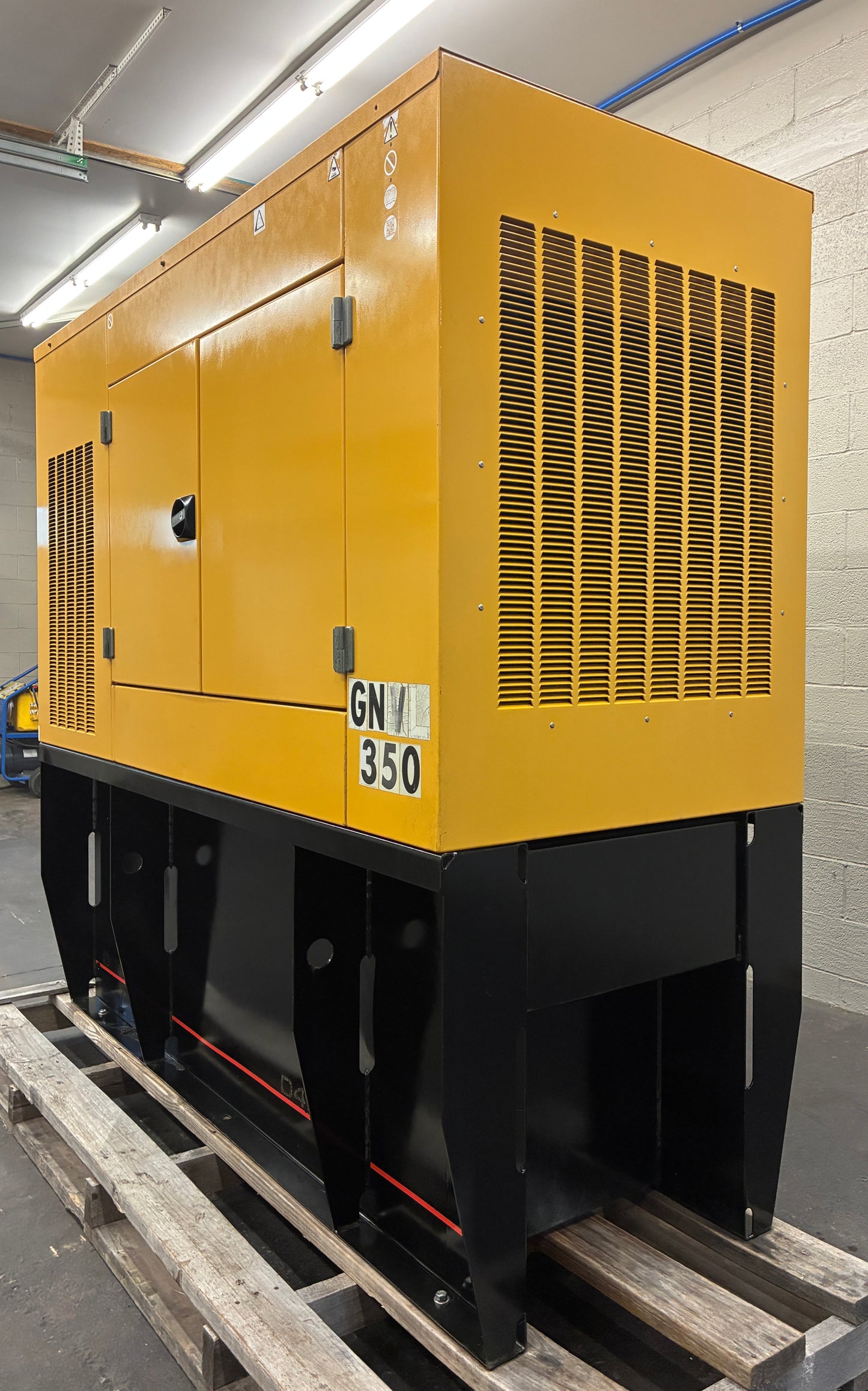40KW CAT/Olympian Diesel Standby Generator, 120/240 1P, w/ tank