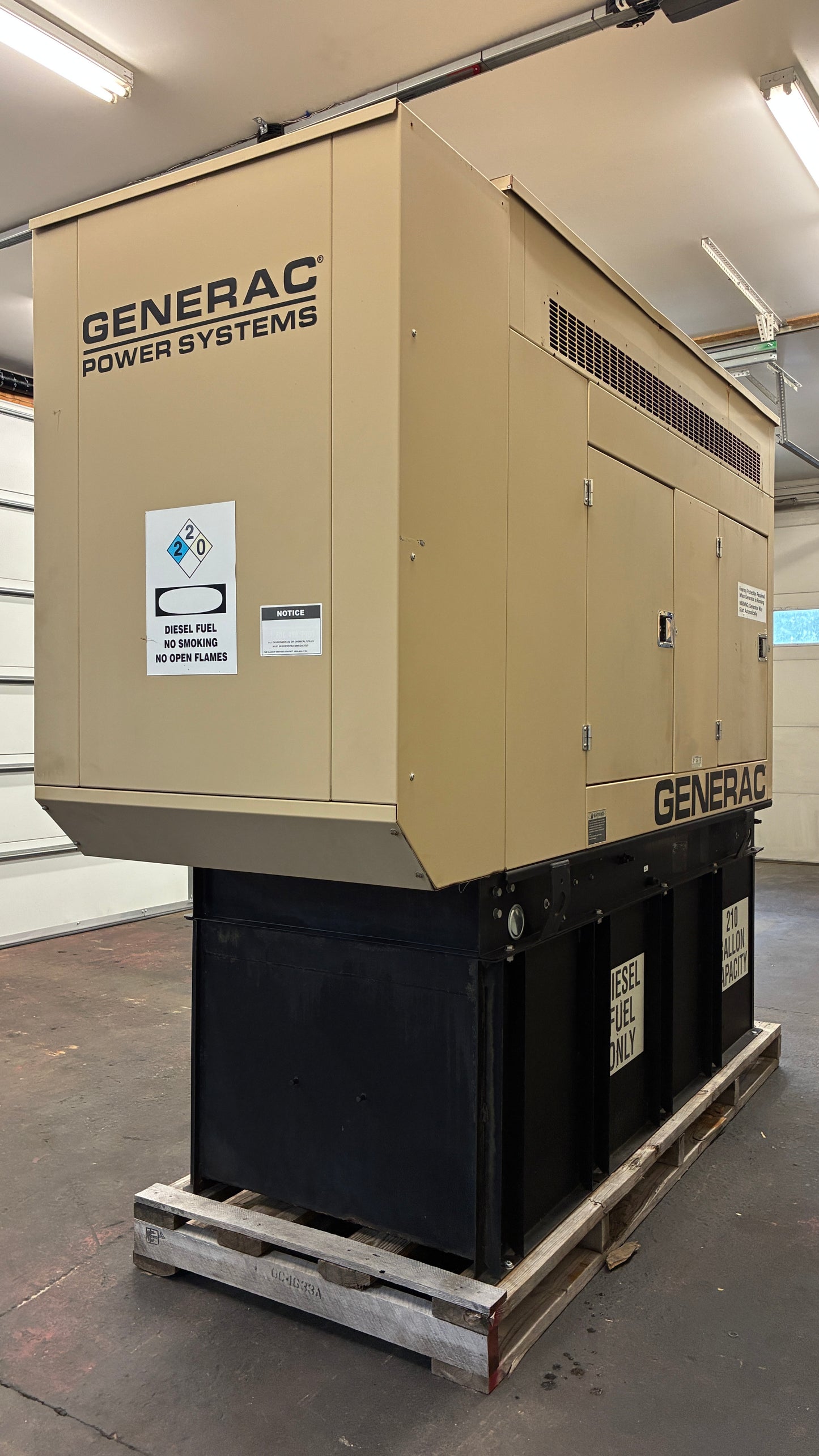 60KW Generac Mitsubishi 4D34T Diesel Standby Generator, 120/240v 1P