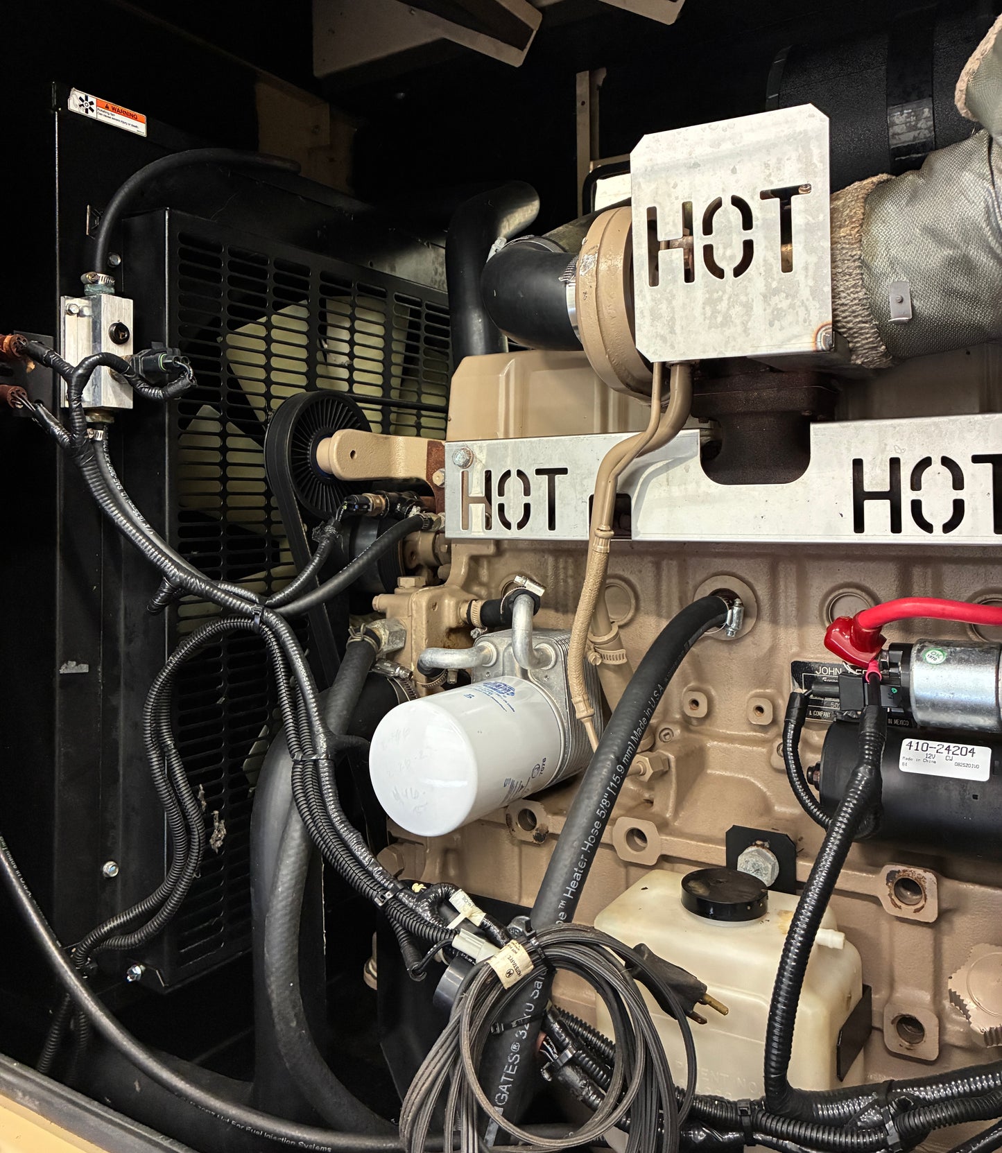 50KW Generac John Deere Diesel Standby Generator, 450hours, 120/240v 1P