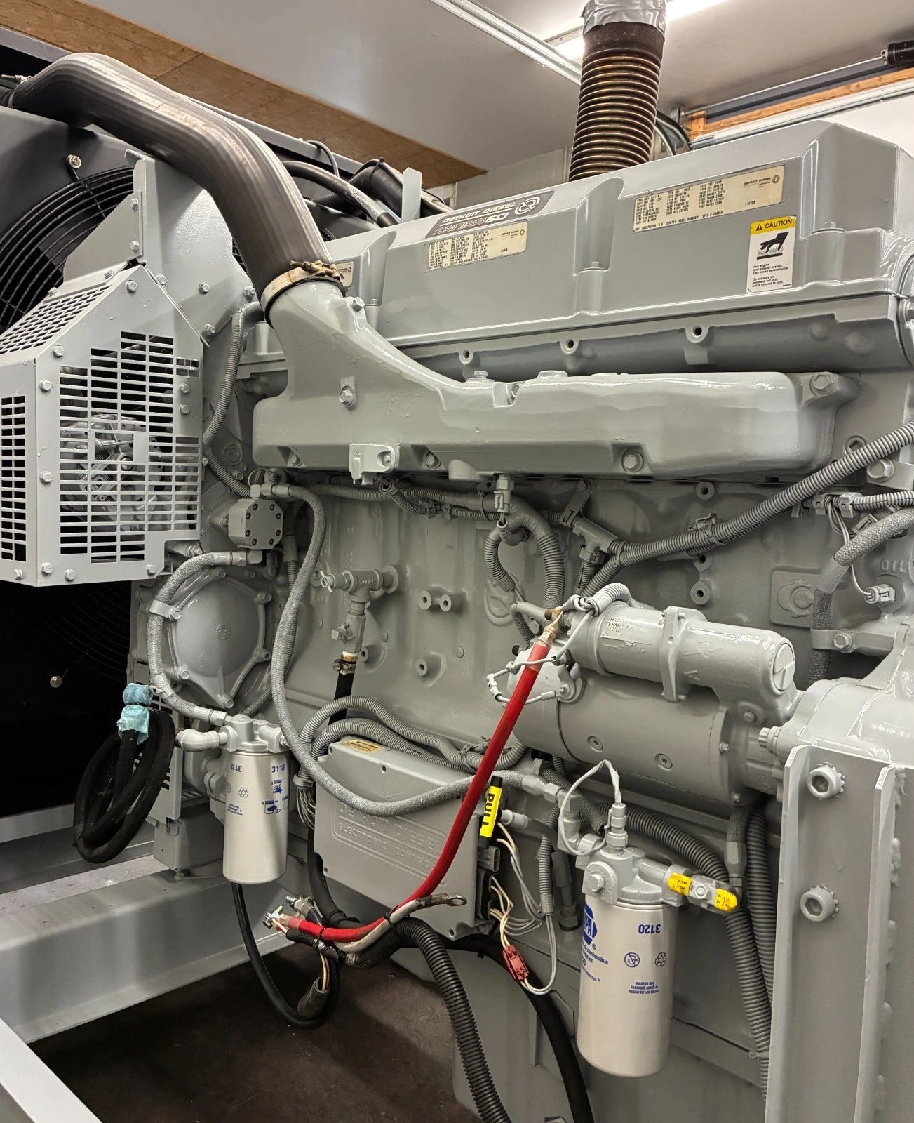 300KW Spectrum Detroit 60 Series Standby Diesel Generator, 1 or 3 Phase