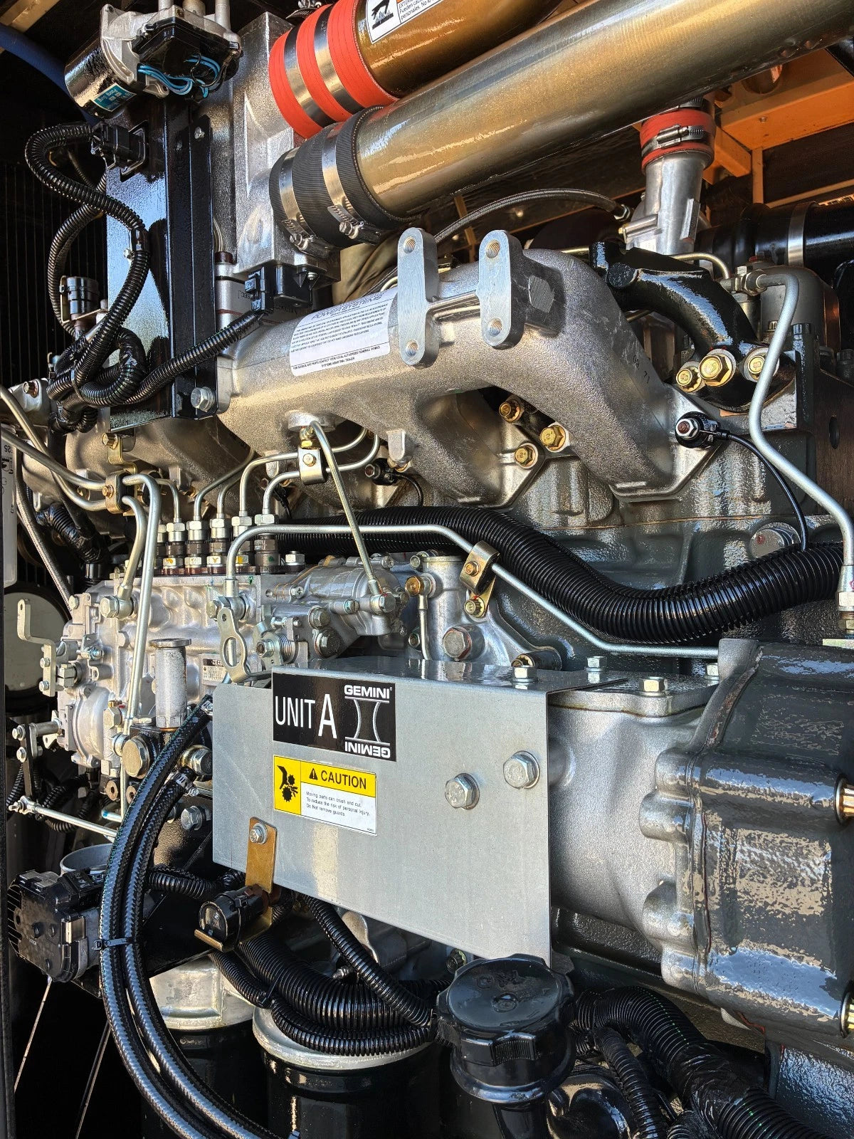 600KW Generac Diesel Standby Generator, 750 hours, 277/480v 3P, w/tank