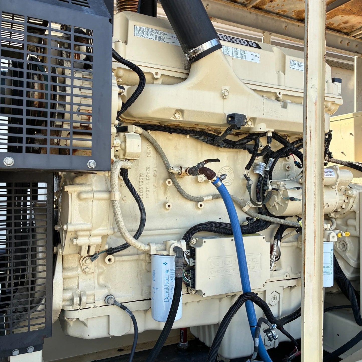260KW Kohler Standby Detroit Diesel Generator, 1 or 3 Phase, w/ tank