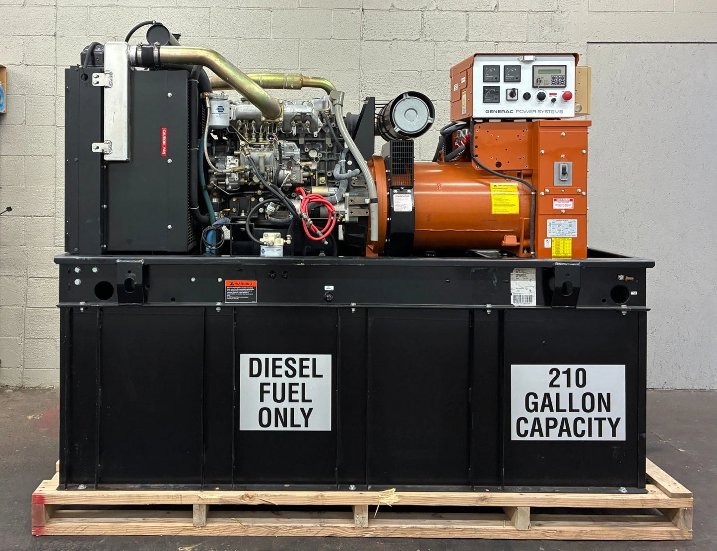 60KW Generac Diesel Standby Generator, 514hrs, 120/240v 1P, w/ tank