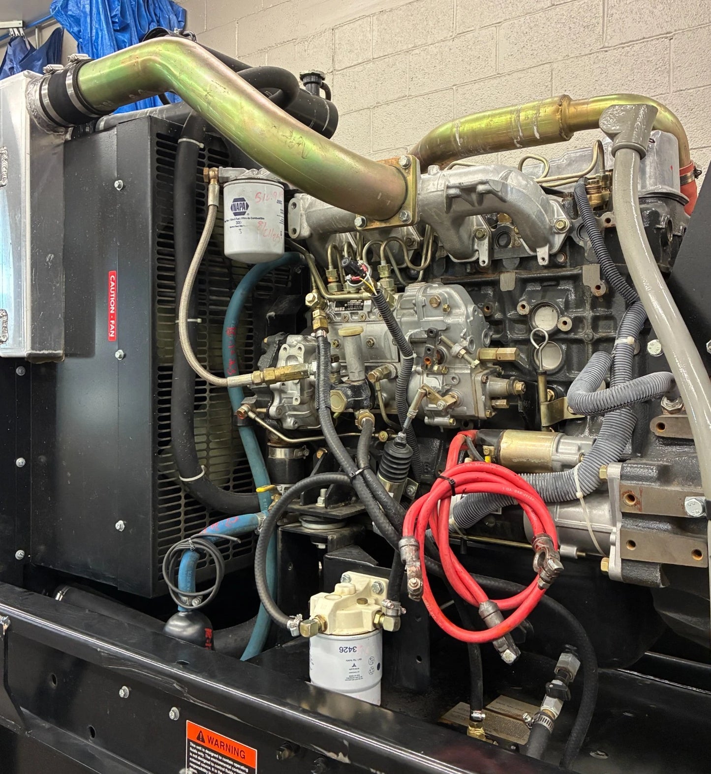60KW Generac Diesel Standby Generator, 514hrs, 120/240v 1P, w/ tank