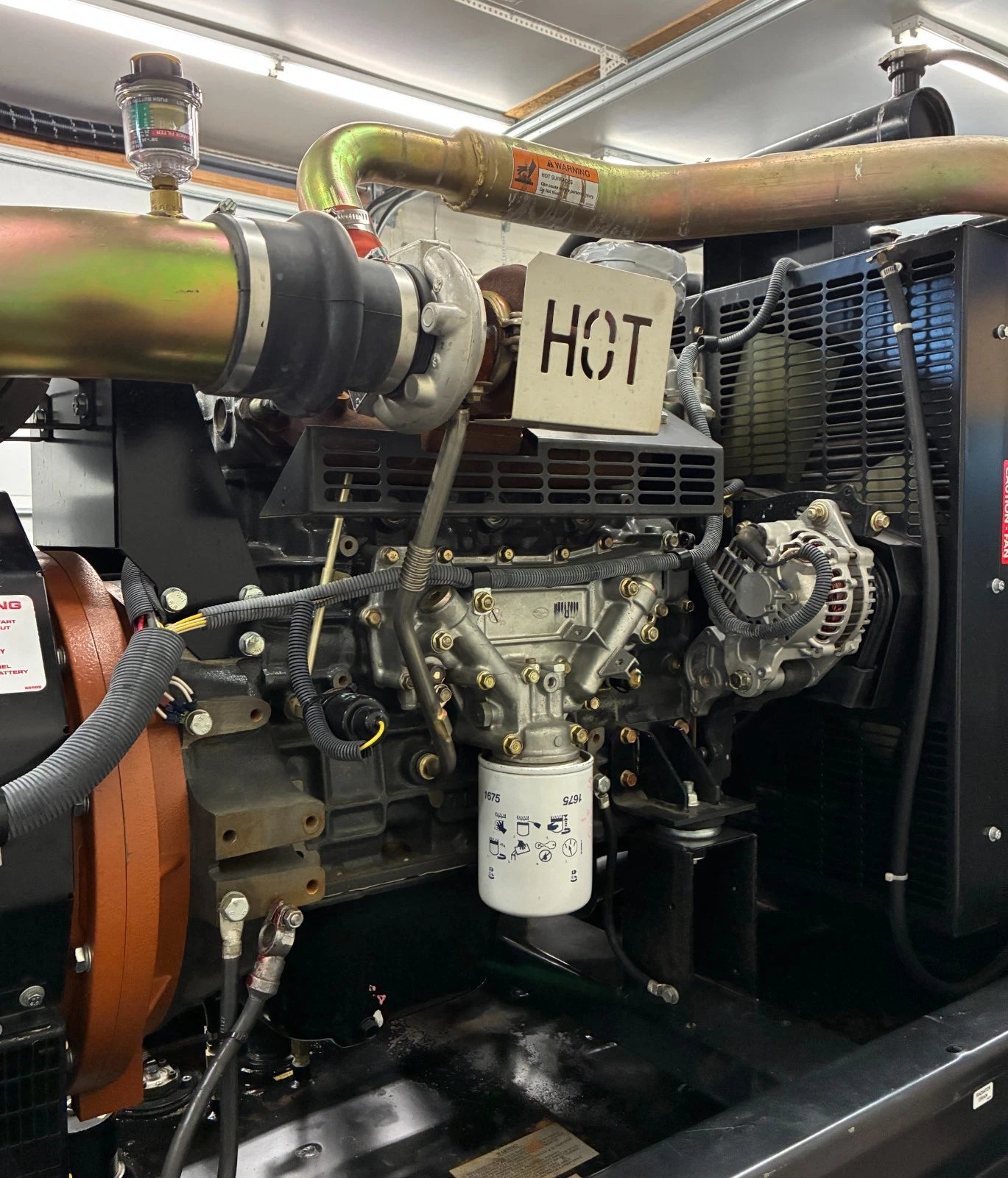 60KW Generac Diesel Standby Generator, 514hrs, 120/240v 1P, w/ tank