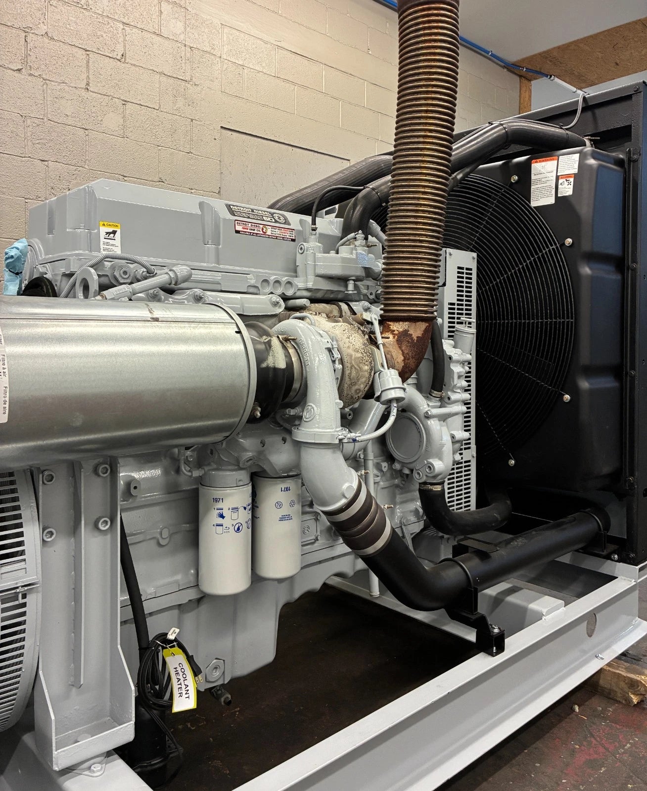 300KW Spectrum Detroit 60 Series Standby Diesel Generator, 1 or 3 Phase
