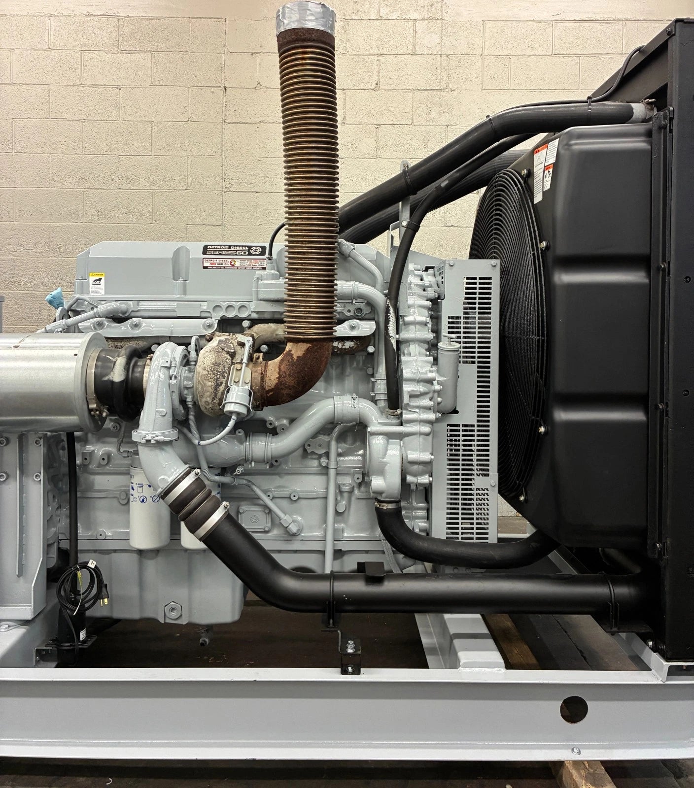 300KW Spectrum Detroit 60 Series Standby Diesel Generator, 1 or 3 Phase