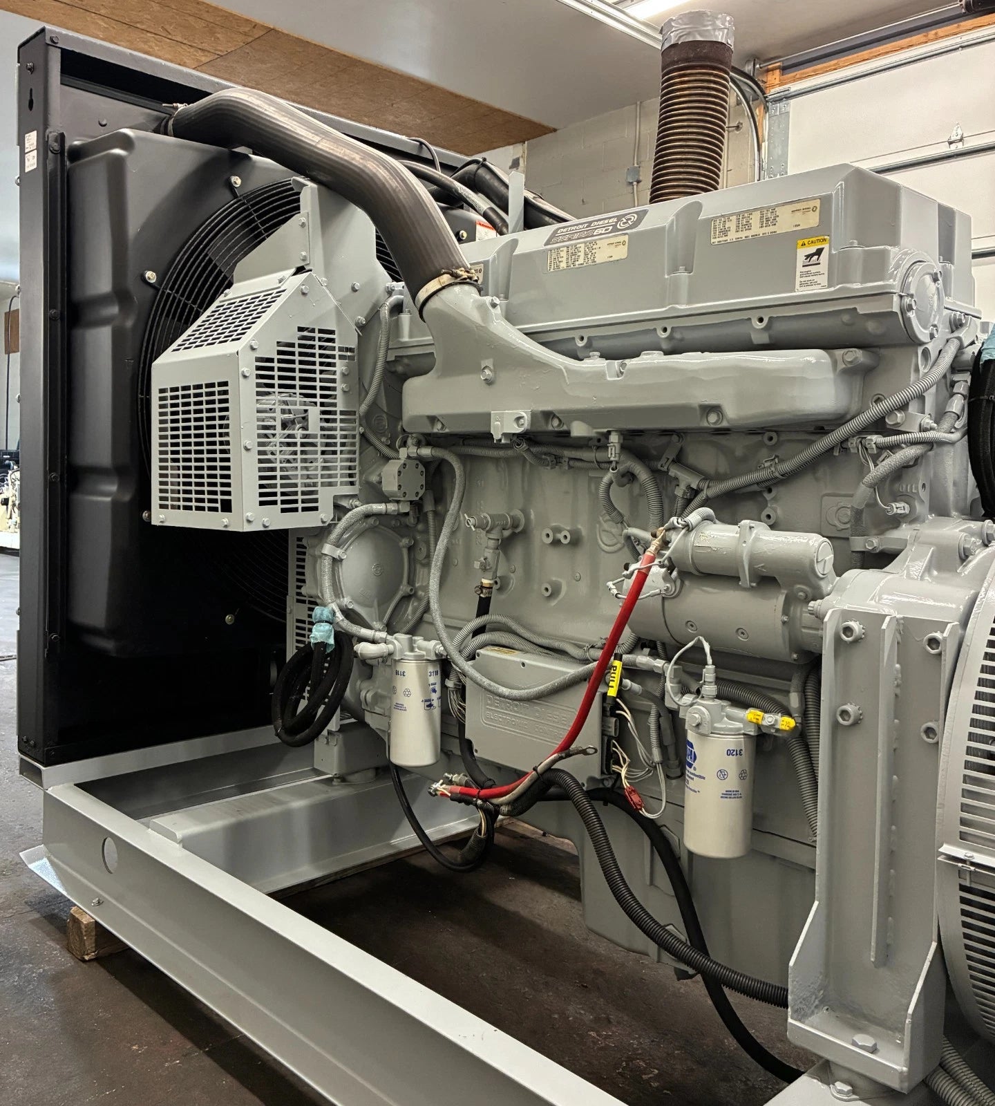 300KW Spectrum Detroit 60 Series Standby Diesel Generator, 1 or 3 Phase