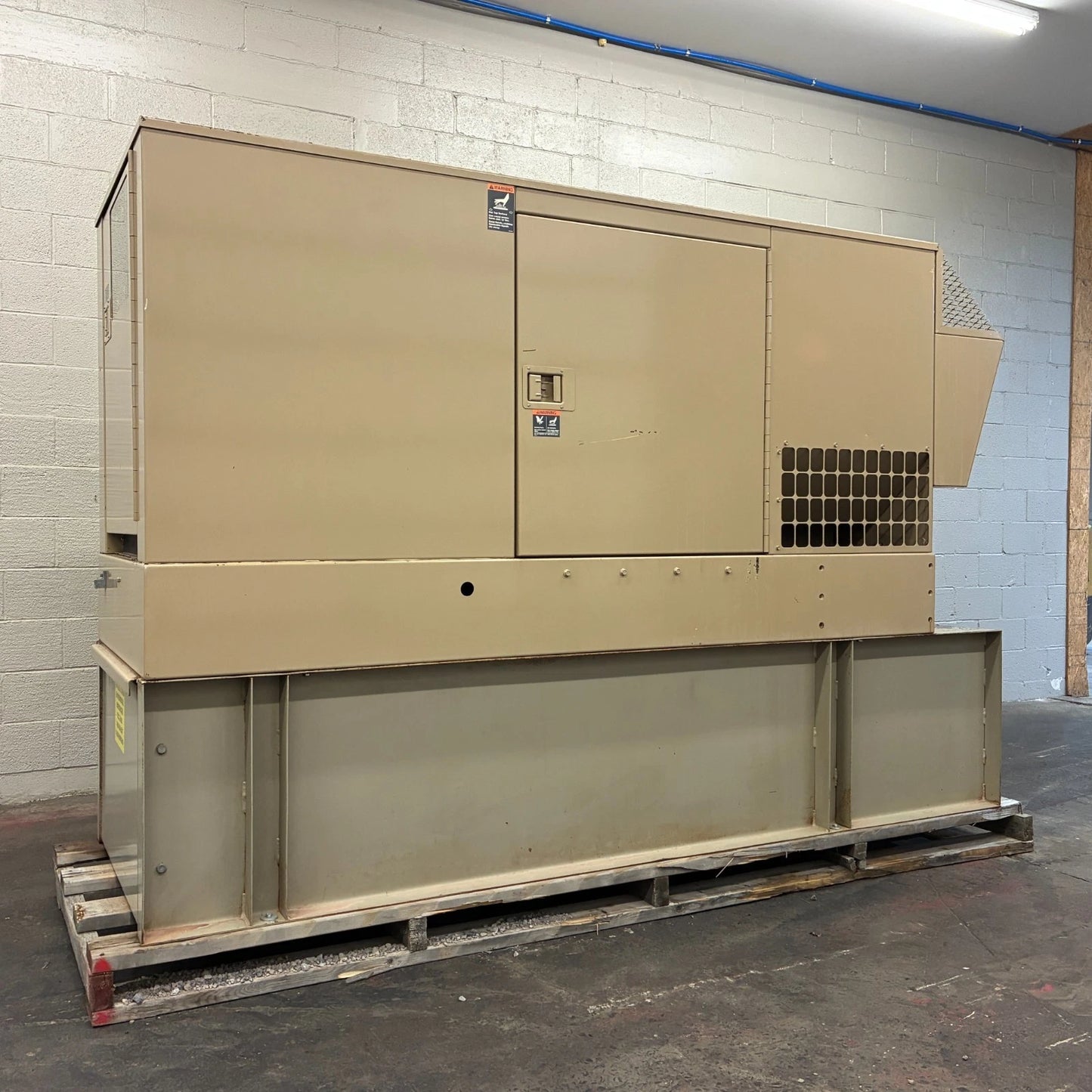 50KW Onan/Cummins Standby Diesel Generator, 381 hours, 1 or 3 Phase